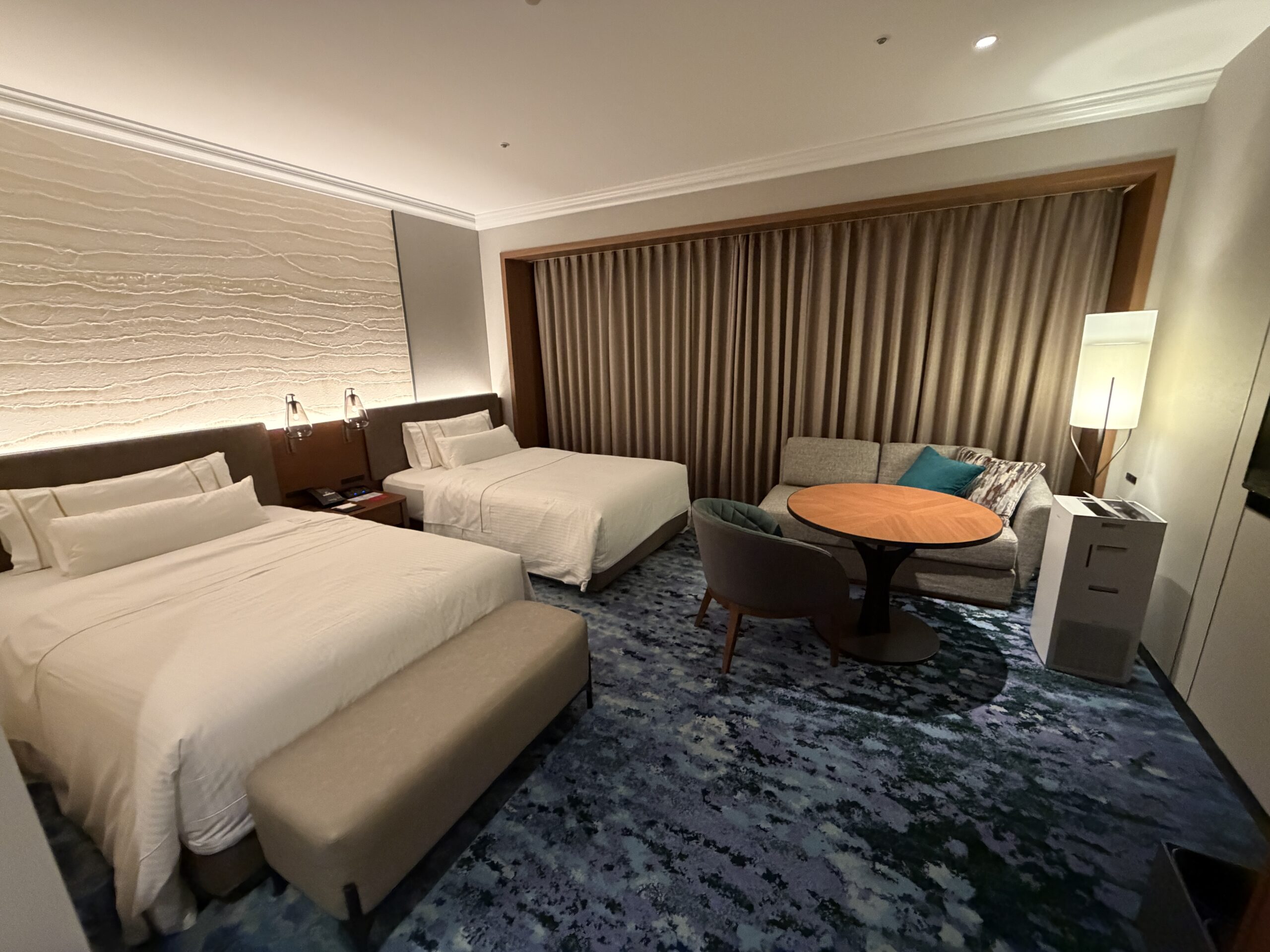 ウェスティン大阪 グラングリーン側